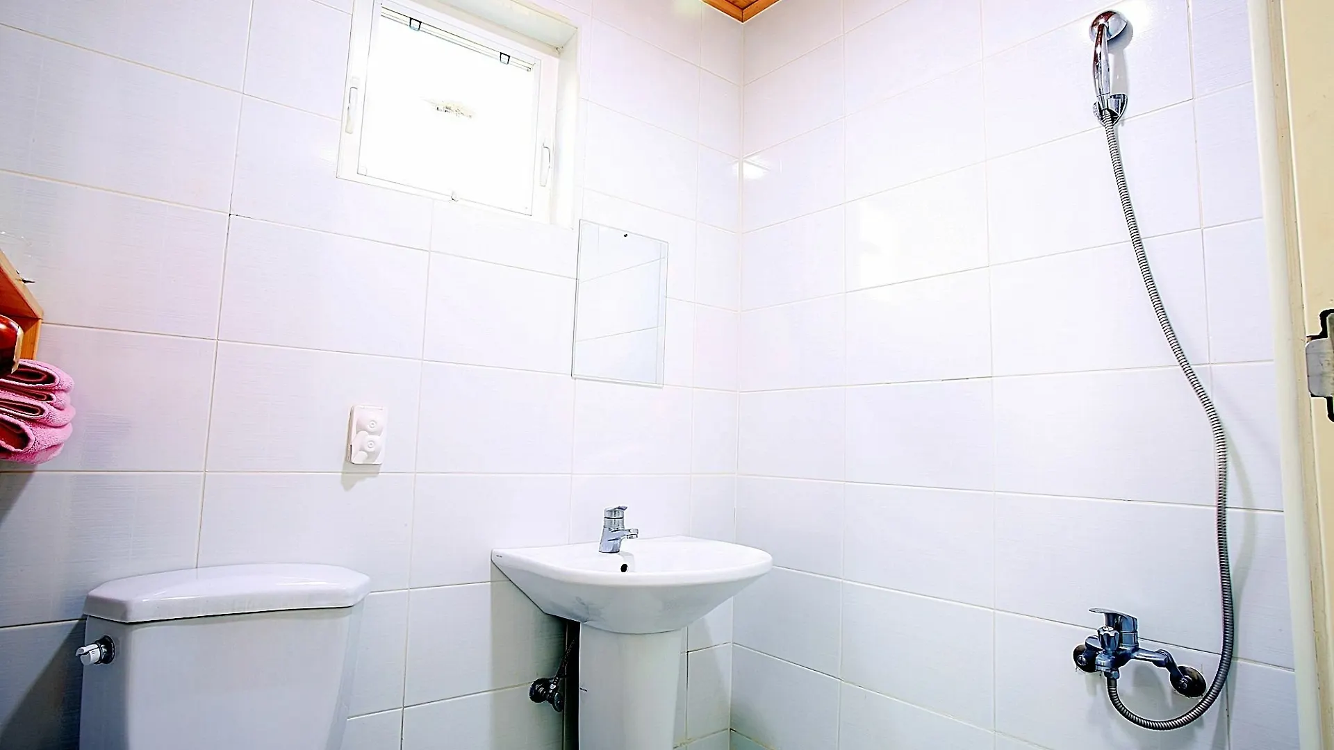 Jini Cottage Jeju 2*,  South Korea